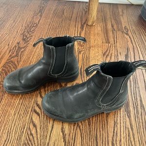 Black Women Blundstones